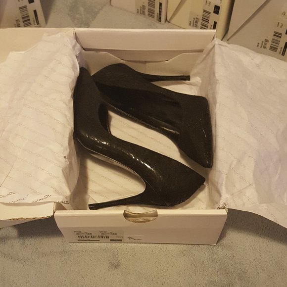 Aldo Filotti Women's Size 7 Black Patent w/ Lace-Overlay Stiletto Pumps - Picture 1 of 2